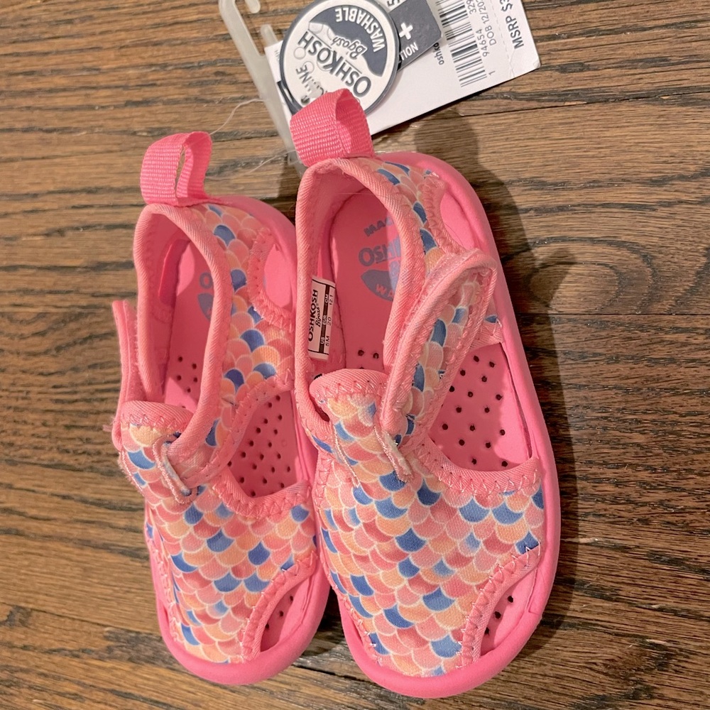 Oshkosh Toddler Water Shoe